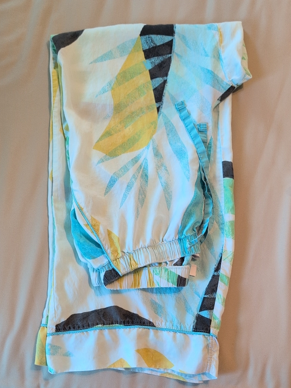 stars above Blue, Yellow & Black Wide-Leg Tropical Pants